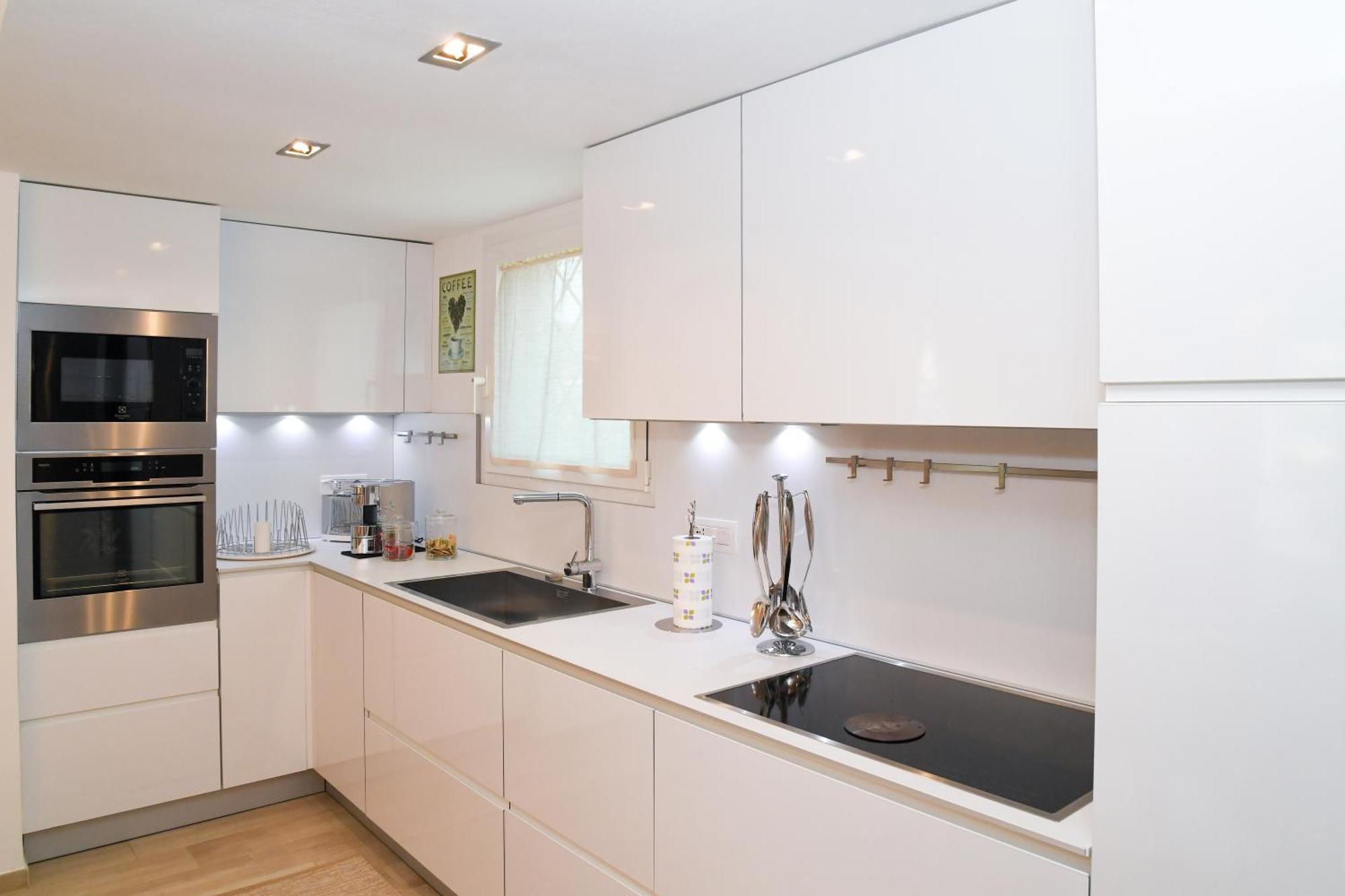 Summer Luxury Apartment Adults Only ออลเบีย ภายนอก รูปภาพ
