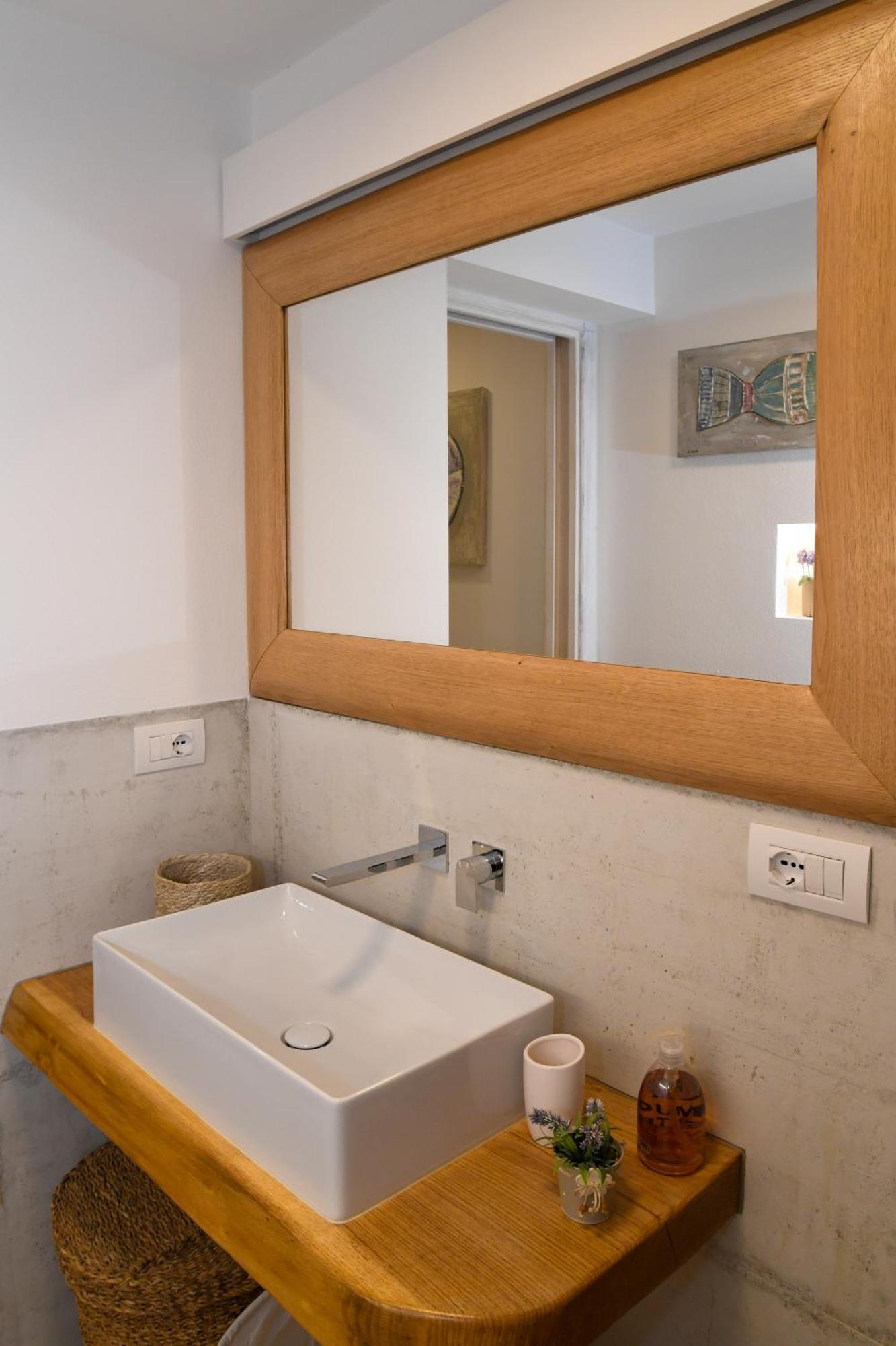 Summer Luxury Apartment Adults Only ออลเบีย ภายนอก รูปภาพ